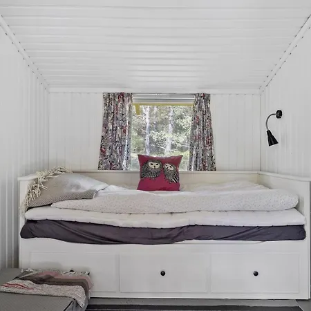 Graver - 760m To The Fjord By Interhome *