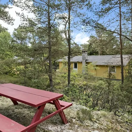 Graver - 760m To The Fjord By Interhome